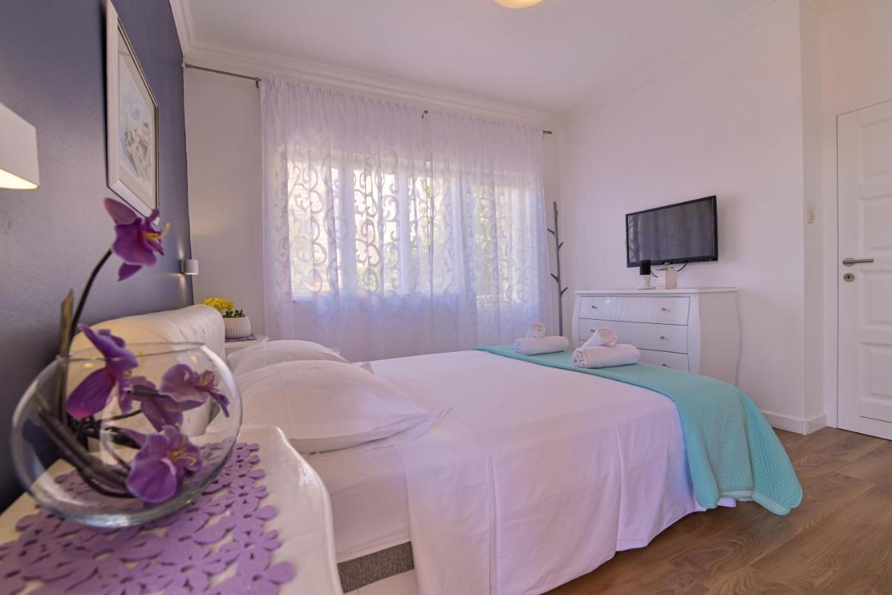 Apartment Spira Puovica Trogir Exterior photo