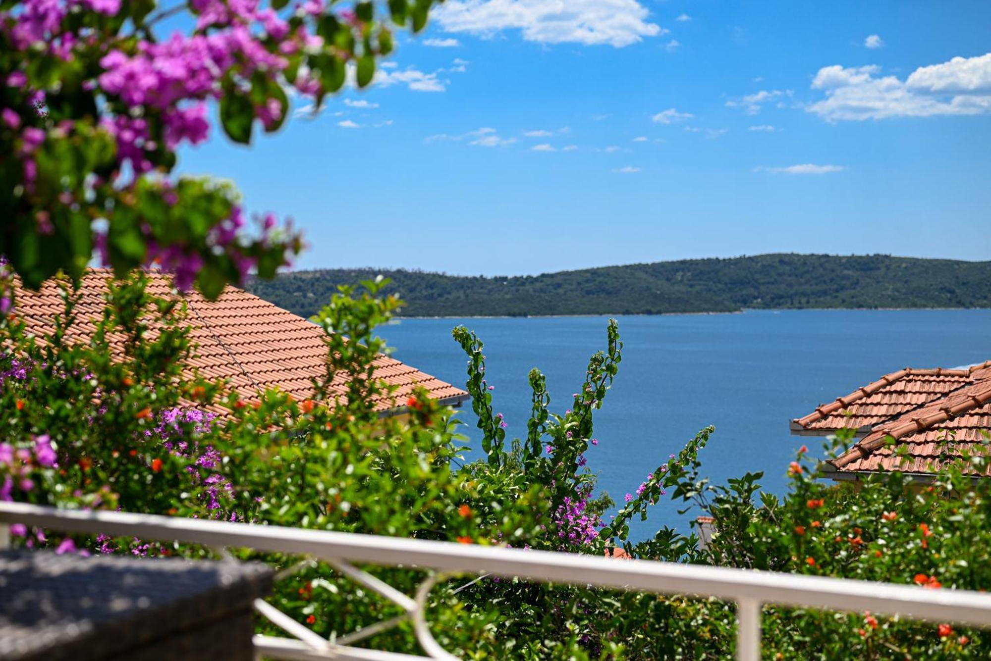 Apartment Spira Puovica Trogir Room photo