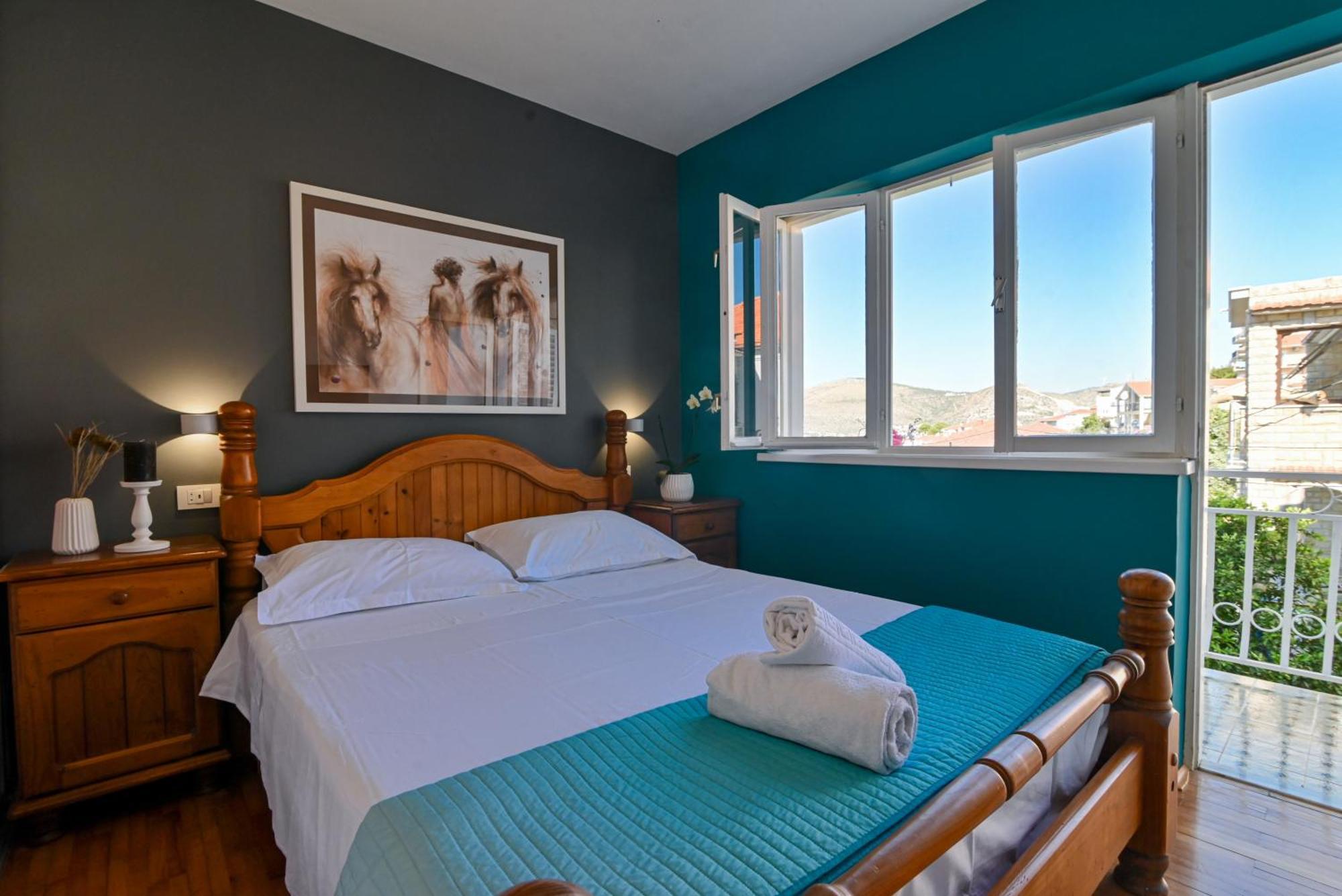 Apartment Spira Puovica Trogir Exterior photo